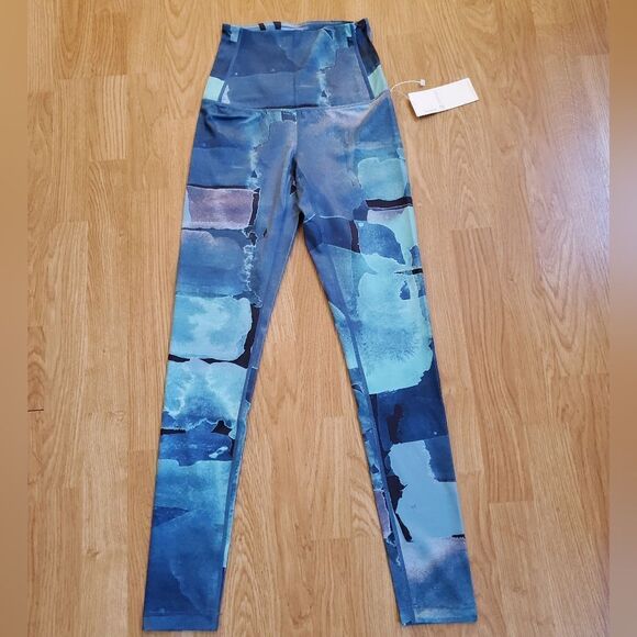 NEW! Zella "Renew" Ultra High Waist Print Leggings - size XS in Blue - Picture 2 of 13